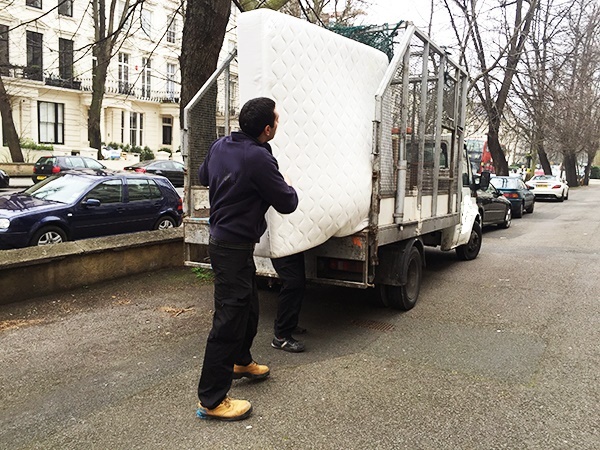 Man and van Rudry Waste Removal's bulky waste collection services in London